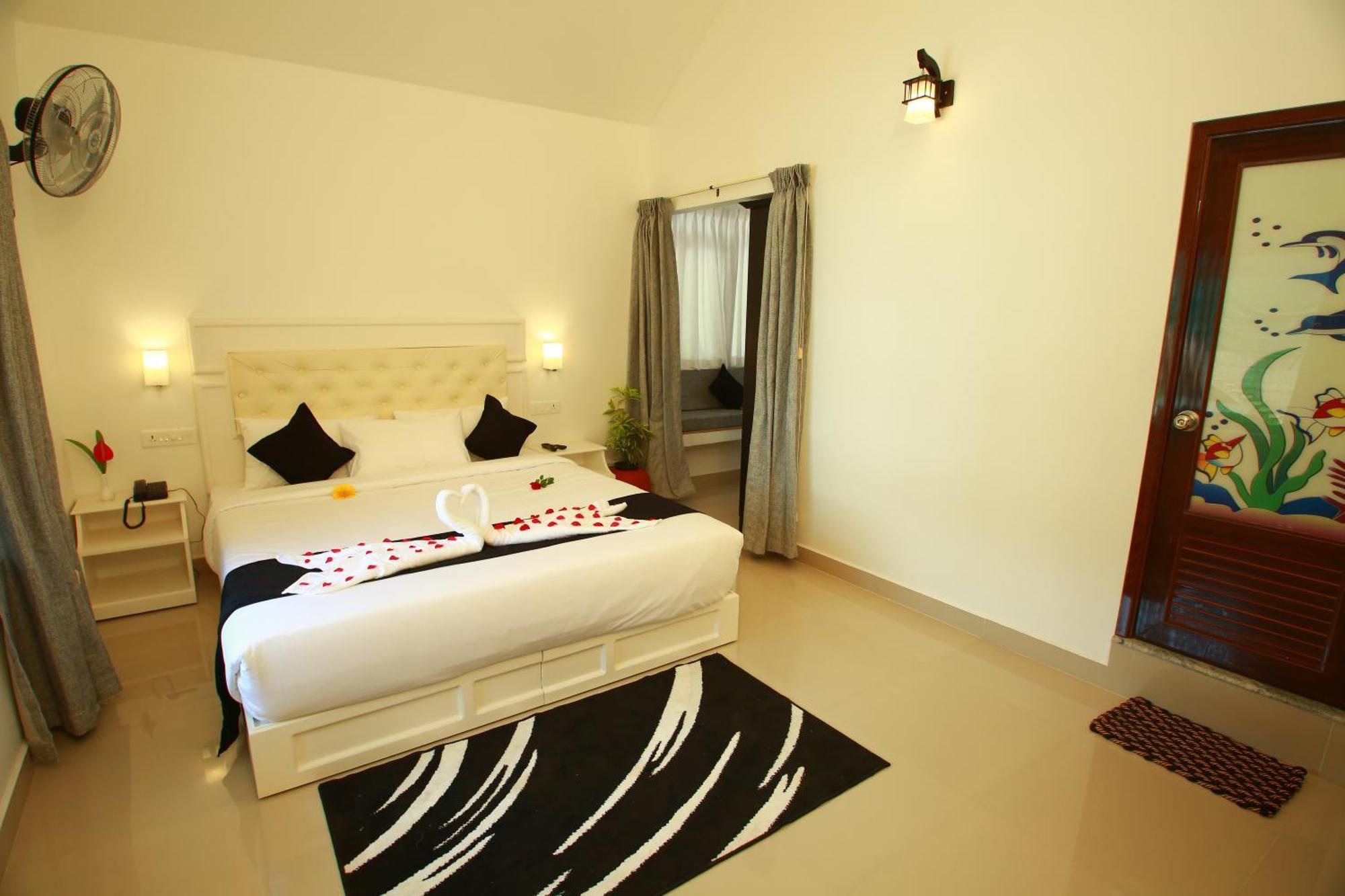Olive Periyar Apartment Thekkady Exterior photo